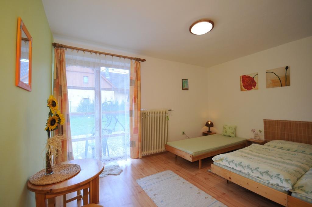 Katka A Martin Samostatny Apartman S Vlastnym Vchodom Liptovský Mikuláš Rum bild